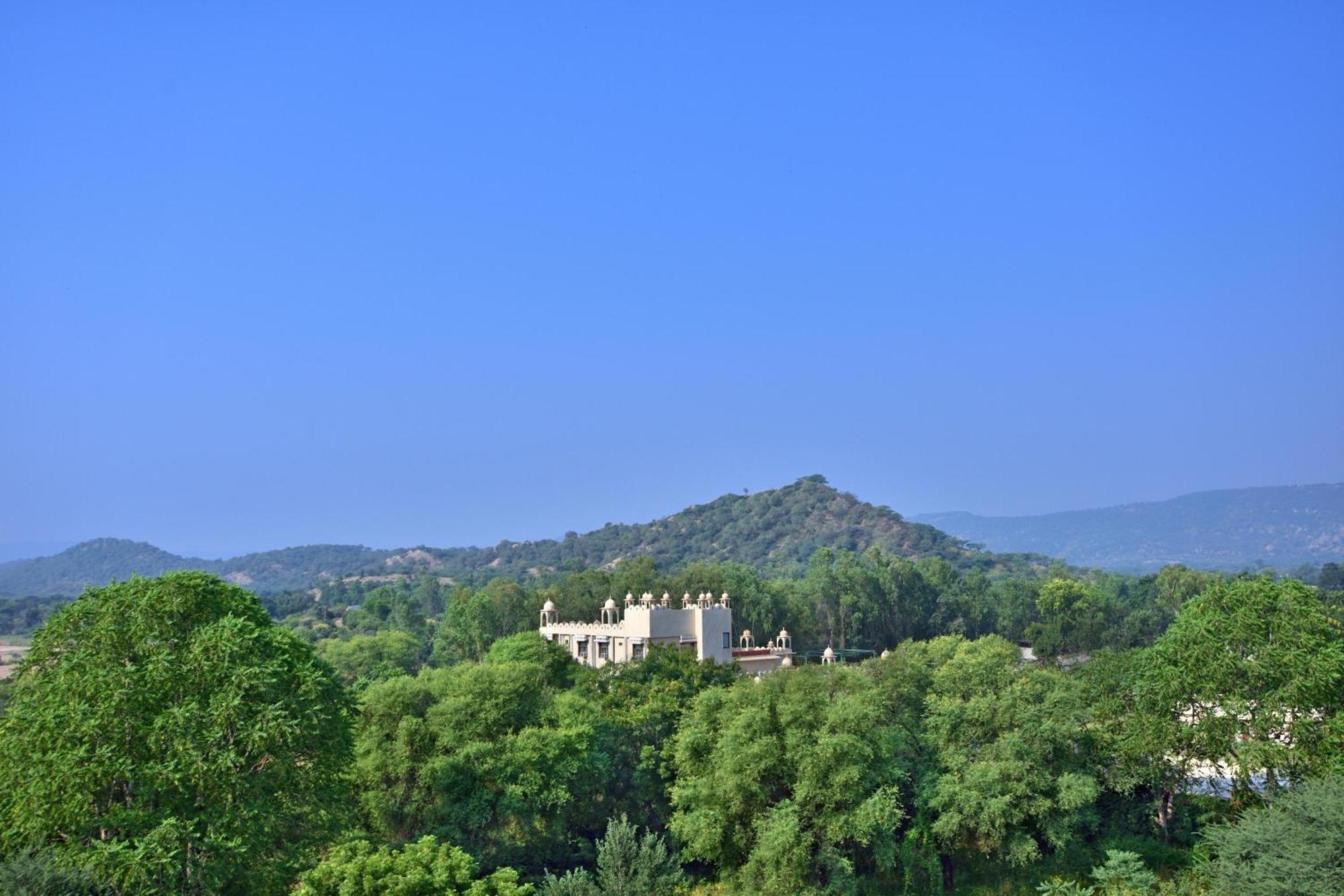 Le Meridien Jaipur Resort & Spa Экстерьер фото