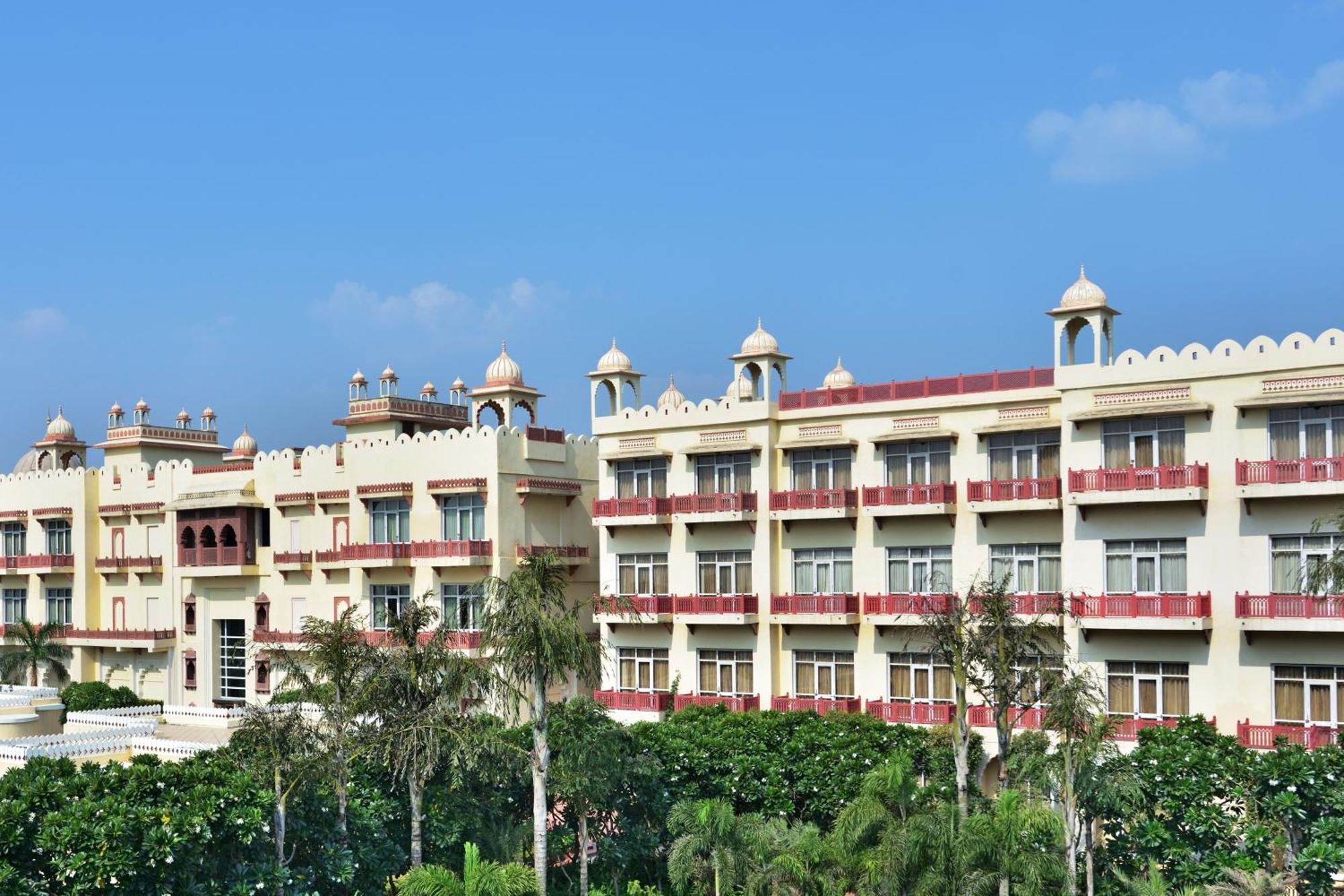 Le Meridien Jaipur Resort & Spa Экстерьер фото