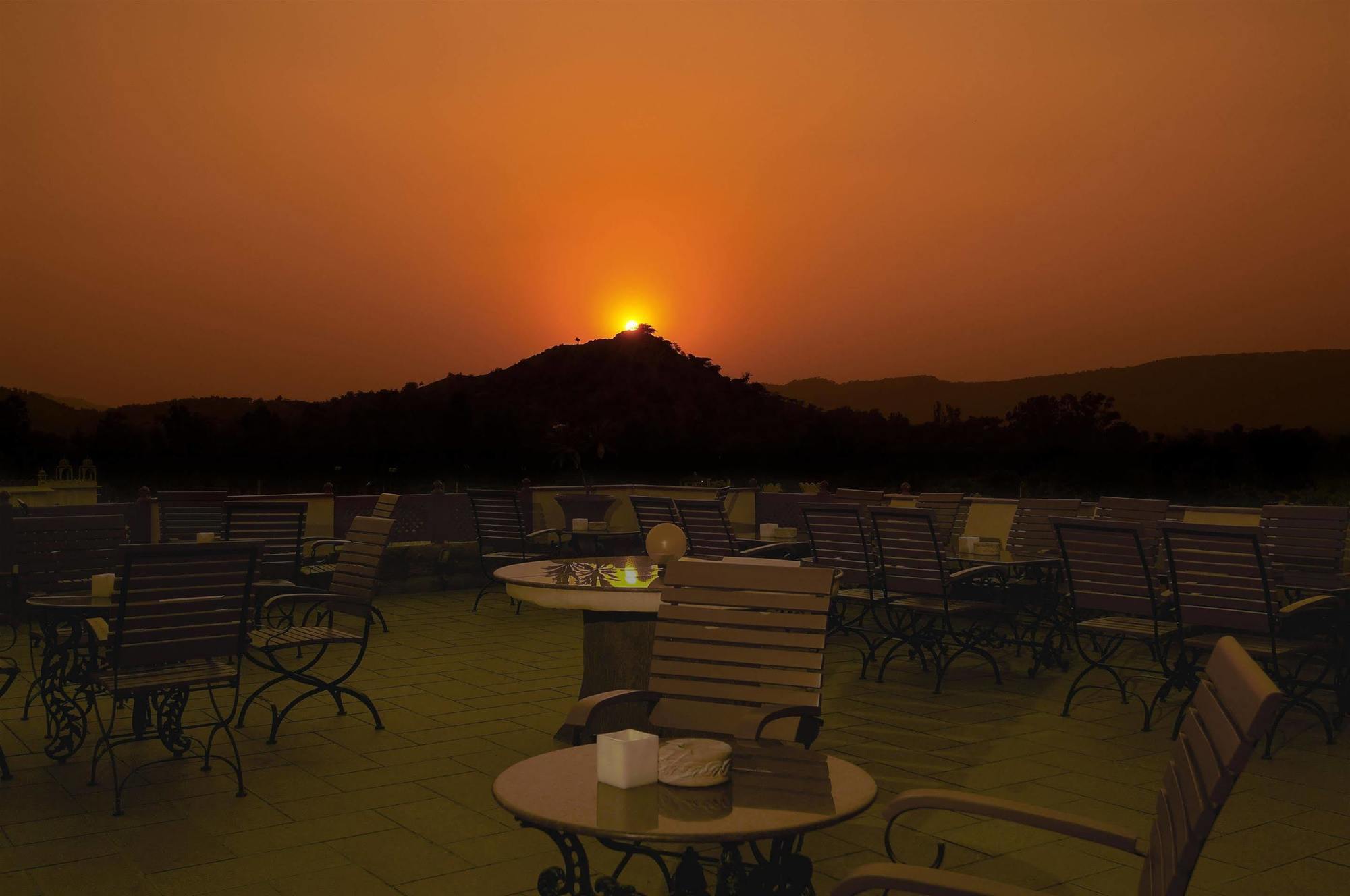 Le Meridien Jaipur Resort & Spa Экстерьер фото