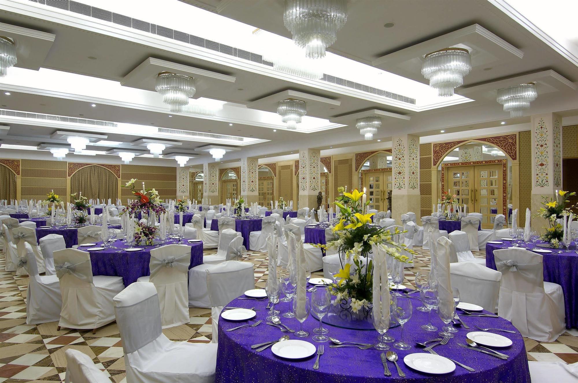 Le Meridien Jaipur Resort & Spa Экстерьер фото